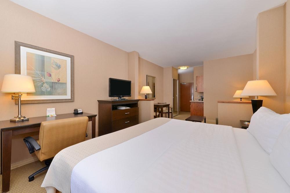 Holiday Inn Laramie By Ihg Екстериор снимка