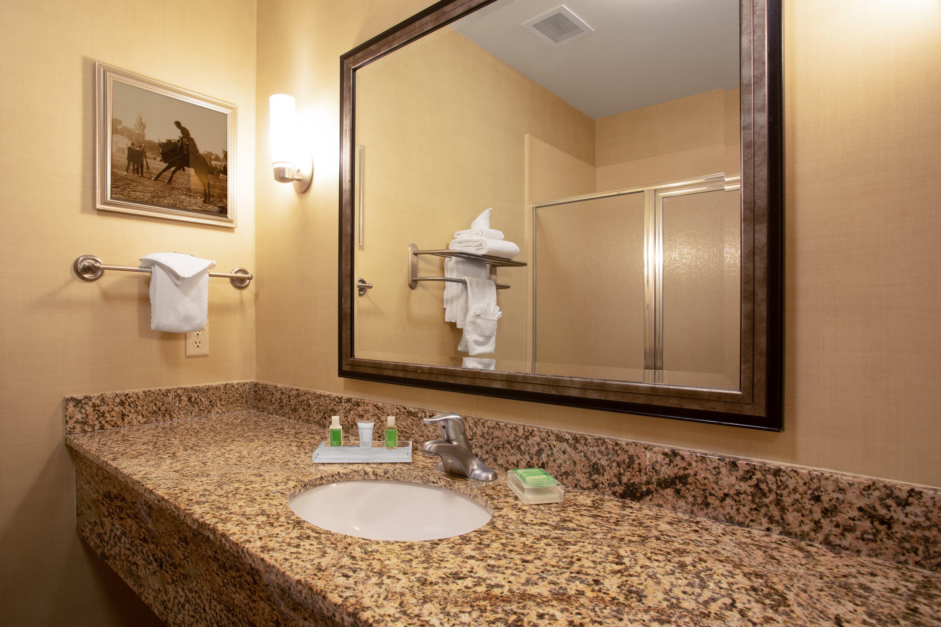 Holiday Inn Laramie By Ihg Екстериор снимка