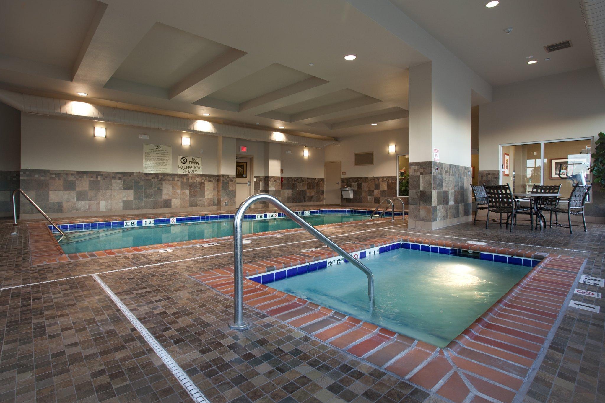 Holiday Inn Laramie By Ihg Екстериор снимка