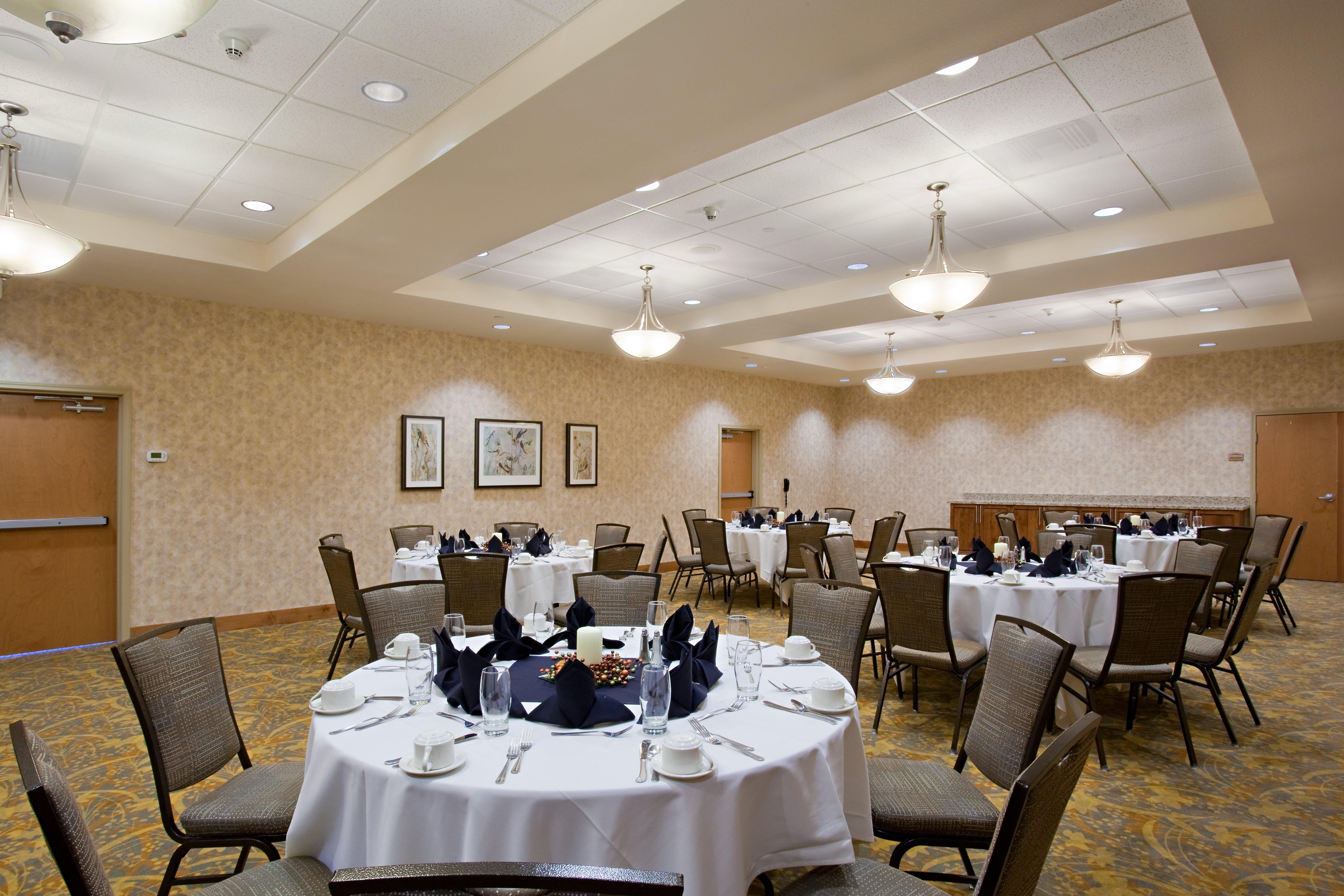 Holiday Inn Laramie By Ihg Екстериор снимка
