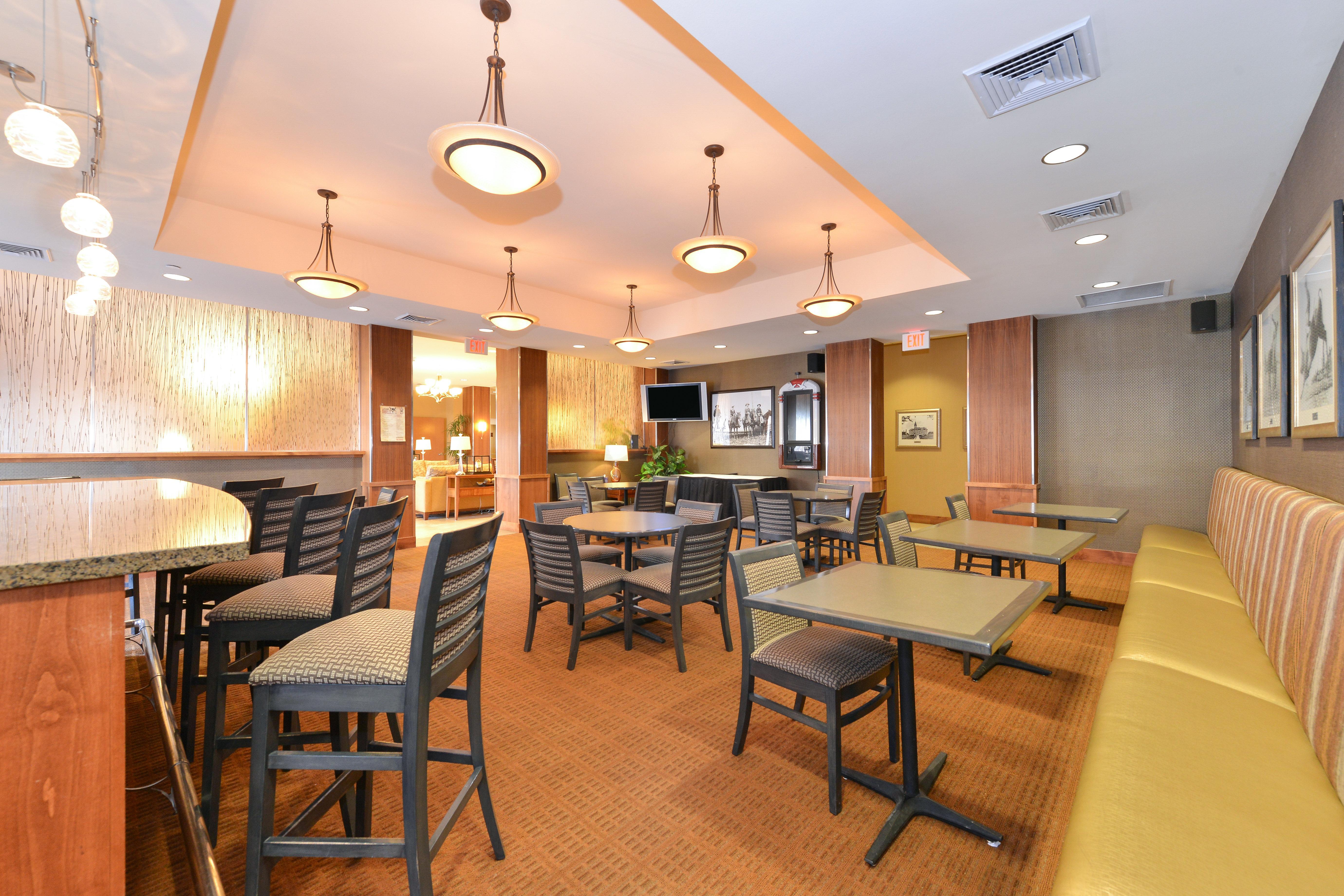Holiday Inn Laramie By Ihg Екстериор снимка