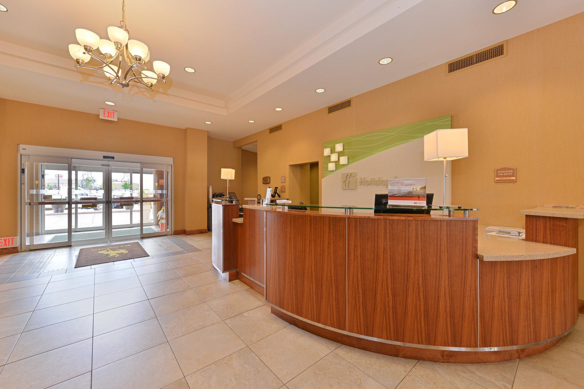 Holiday Inn Laramie By Ihg Екстериор снимка