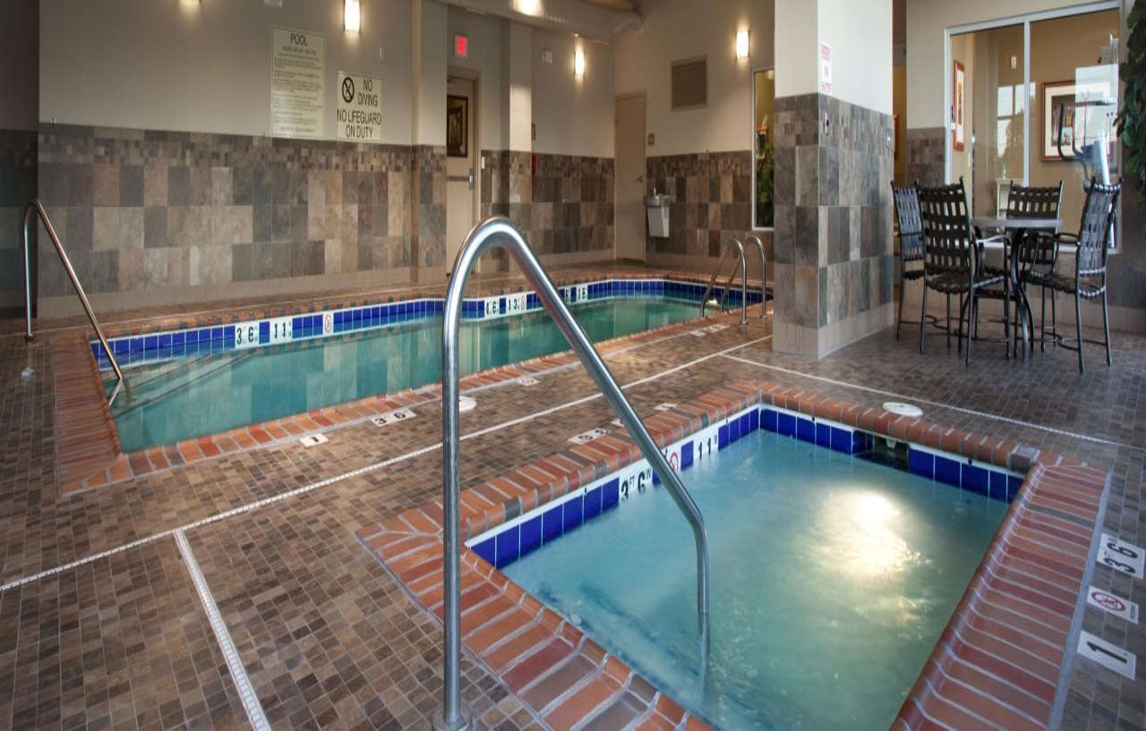 Holiday Inn Laramie By Ihg Екстериор снимка